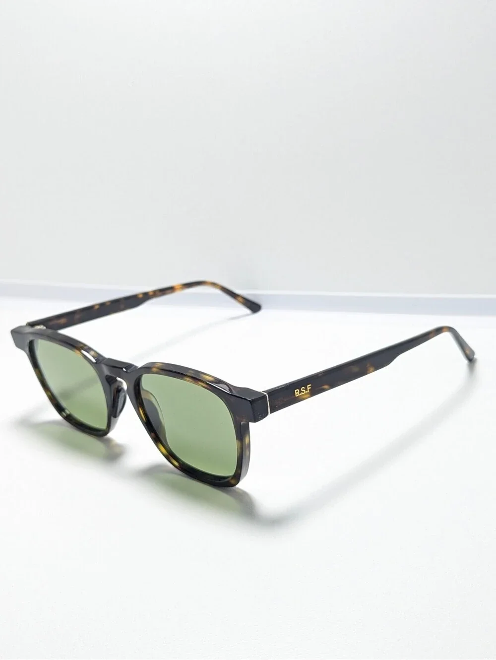 N/A casual green